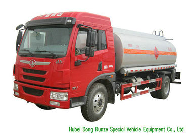 China FAW-Benzin-Tanklastzug für Fahrzeug-Brennstoffaufnahme mit Zapfwellenantriebtanksäule und -zufuhr fournisseur